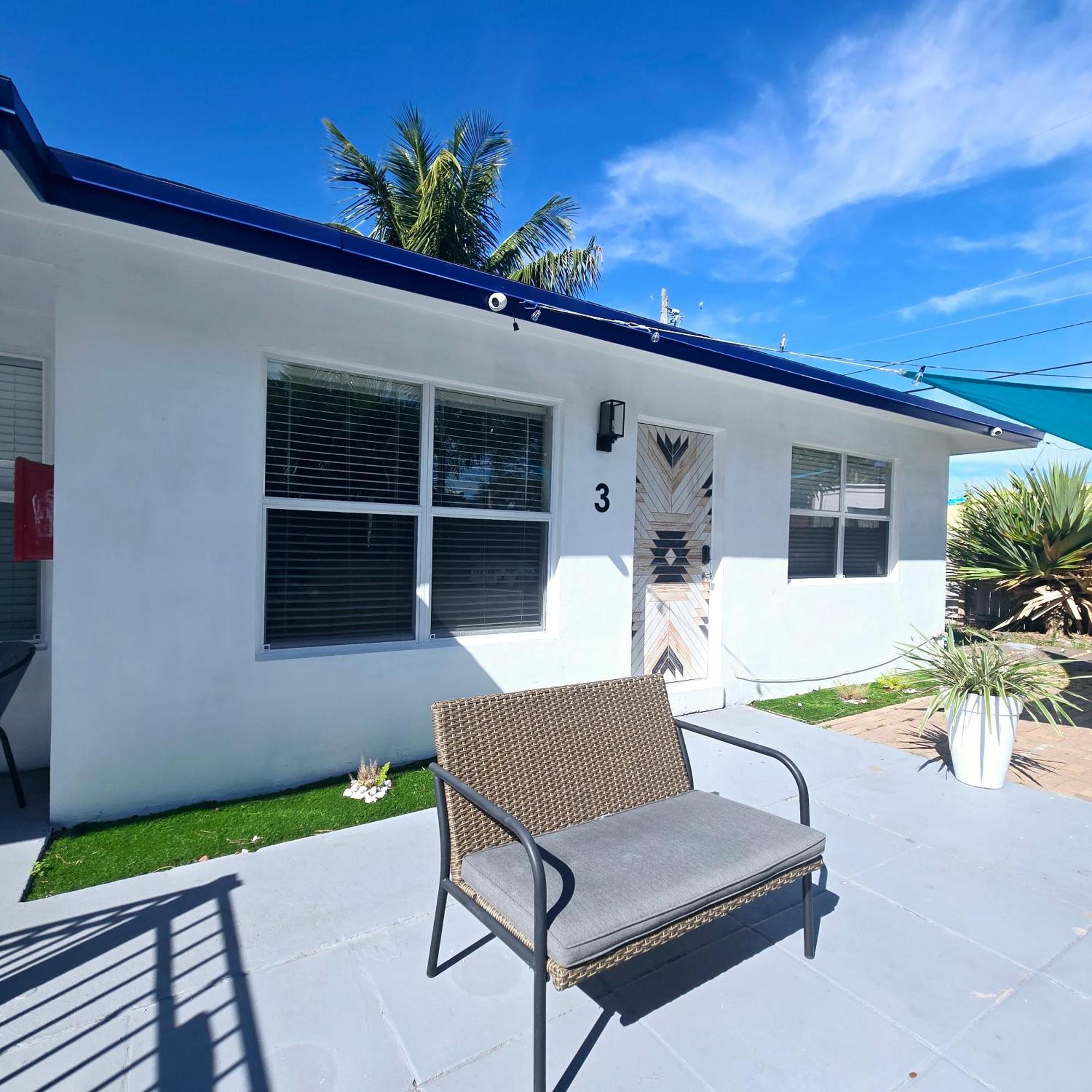 Equipped House W Pool & Patios, Near The Beaches, Prime Location- Ideal For Small Families, Coastal Haven فورت لودرديل المظهر الخارجي الصورة